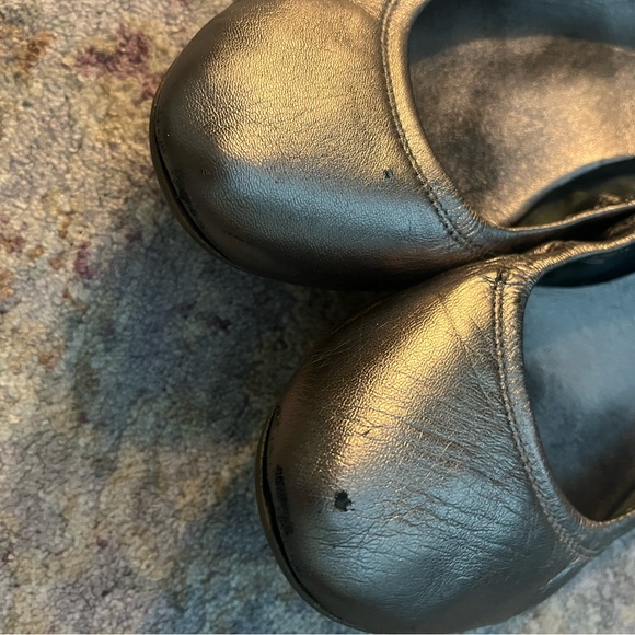 Cole Haan ballet flats sz 8 - Picture 3 of 4